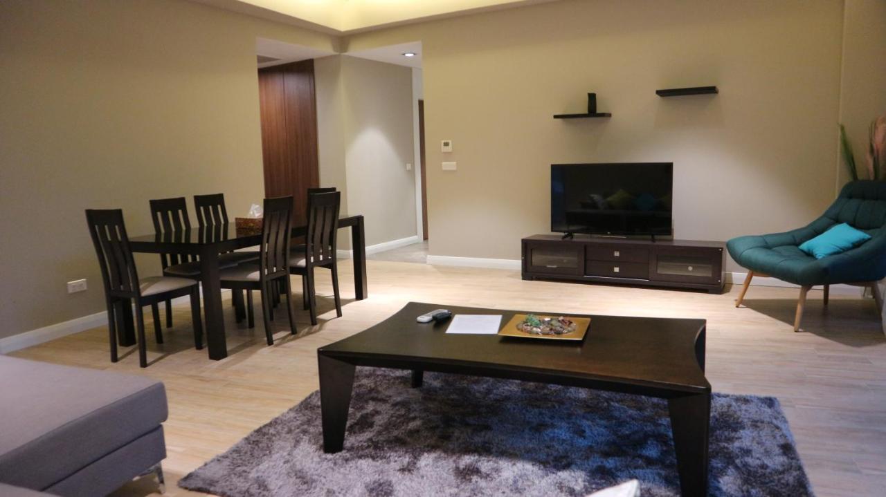 Accra Luxury Apartments Cantonments Ngoại thất bức ảnh